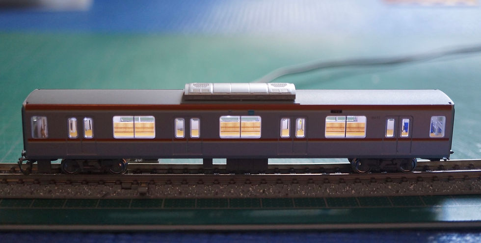 縮圖：東京メトロ10000系内装ステッカー