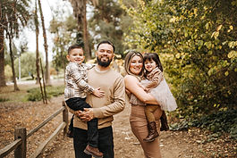 Taylor-Paige-Photos-Bailon-Family-2024-2.jpg