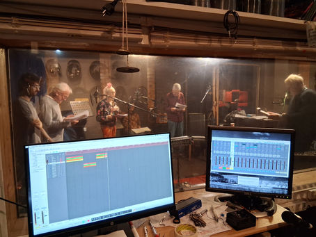 Su Pollard, Jeffrey Holland, David Benson...