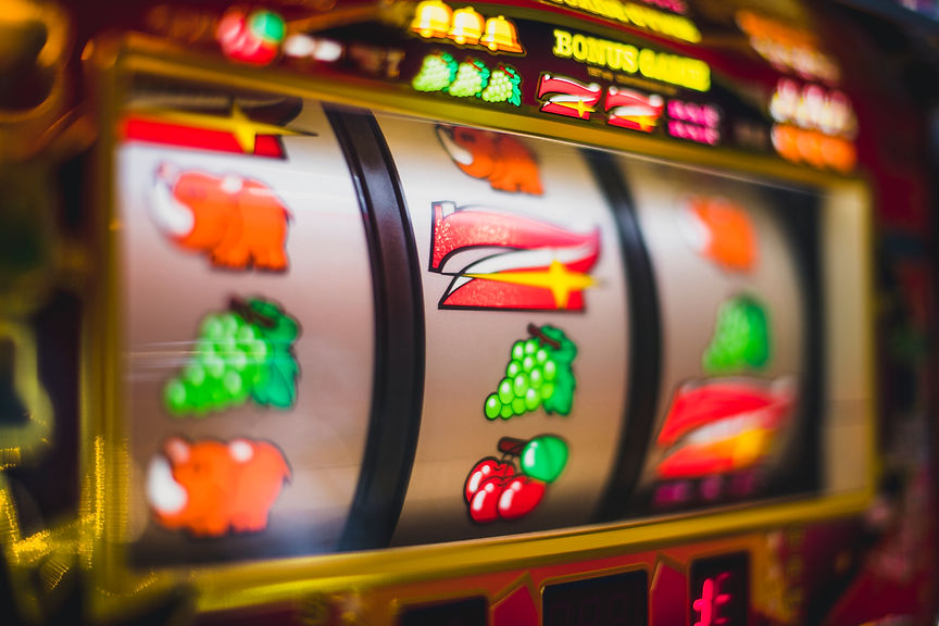 gambling-slot-machine-casino.jpg
