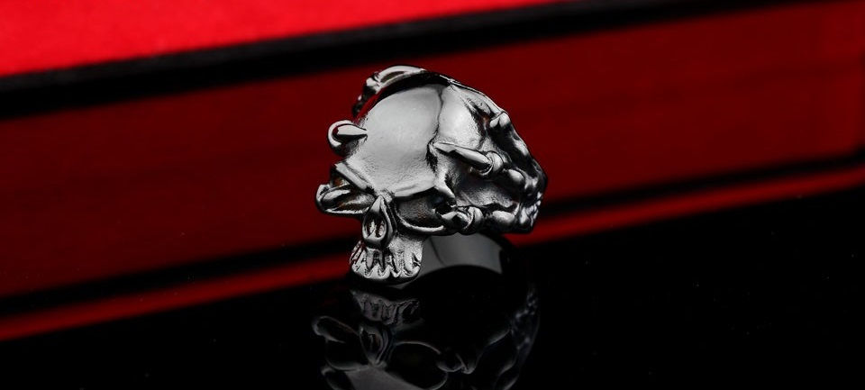 Miniatura: Anillo Calavera Garras