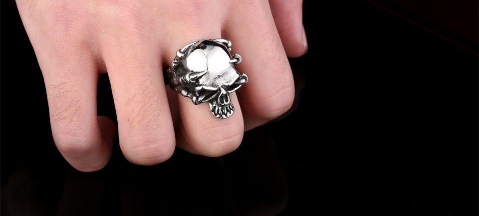Miniatura: Anillo Calavera Garras