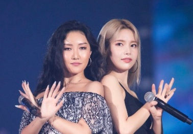 Hwasa and Solar "Hwasun" from Mamamoo
