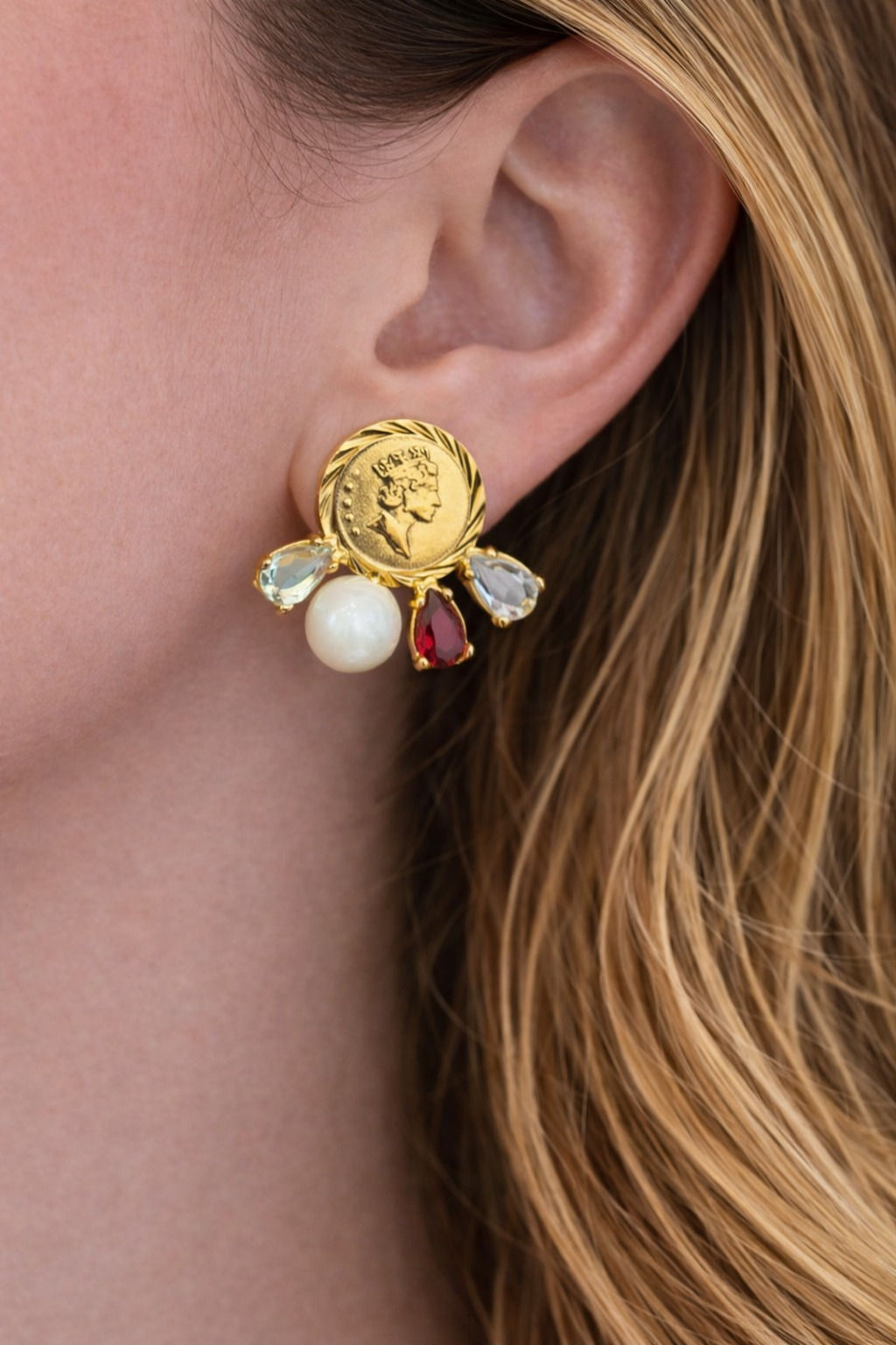 Brinco Dourado Medalha