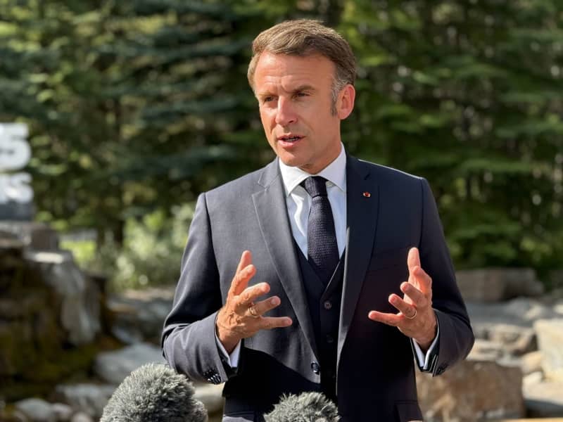 macron_urges_inclusion_of_ukraine_in_major_diplomatic_discussions_