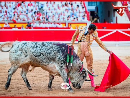 PAMPLONA: Pepe Moral toca pelo ante los Cebada Gago