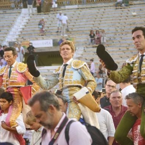 ALICANTE: Borja Jiménez, David de Miranda y Tomás Rufo por la puerta grande