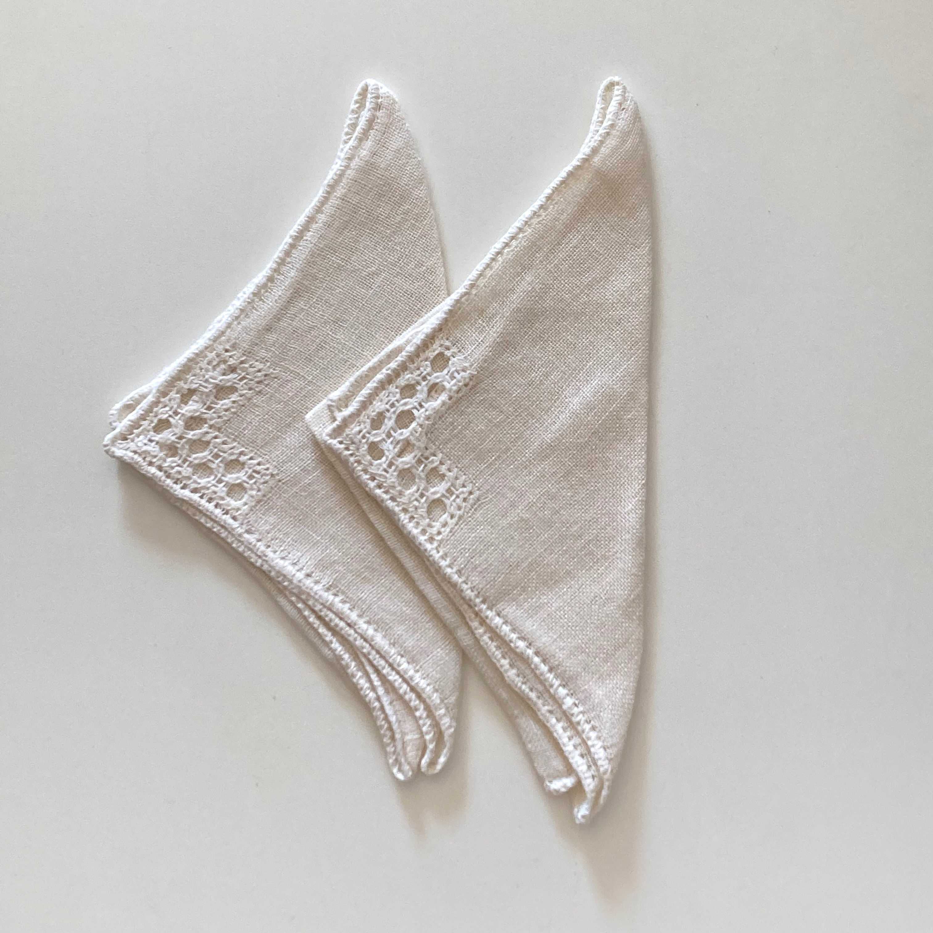 SERV013_ Blancas trama