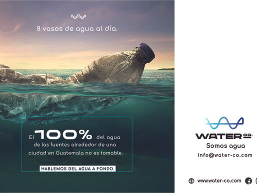 El Agua A Fondo: 8 vasos de agua al día.