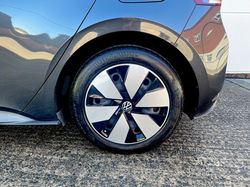 VW ID.3 Pro Performance 58kWh Life 5dr