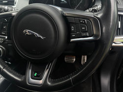 Jaguar D180 R-Dynamic SE 5dr