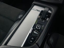 Volvo XC90 T8 Recharge R-Design 5dr