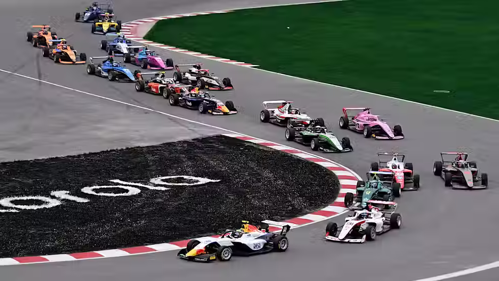 Image of F1 academy racing
