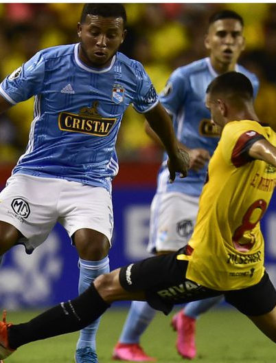 SIN PIEDAD BARCELONA GOLEÓ A SPORTING CRISTAL
