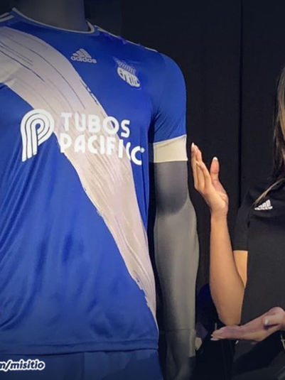 EMELEC Y SU CAMISETA DEL 2020