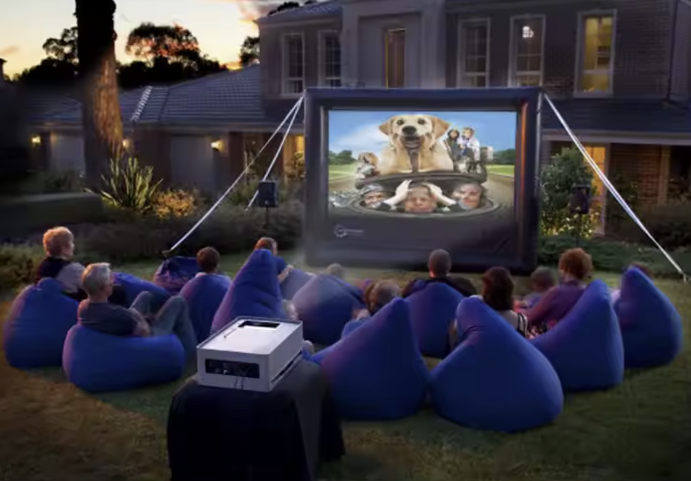 Thumbnail: Movie Screens