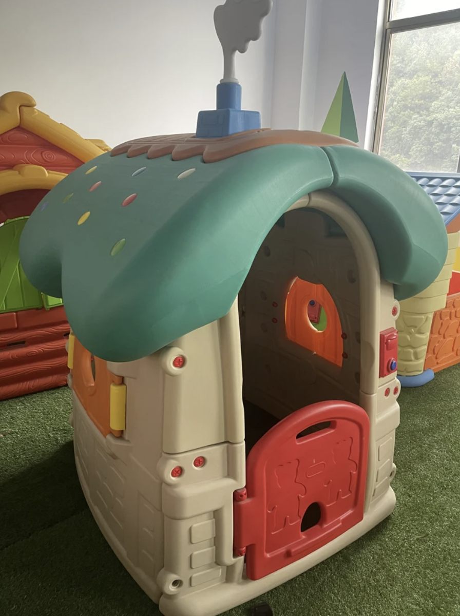 Thumbnail: Garden Playhouse