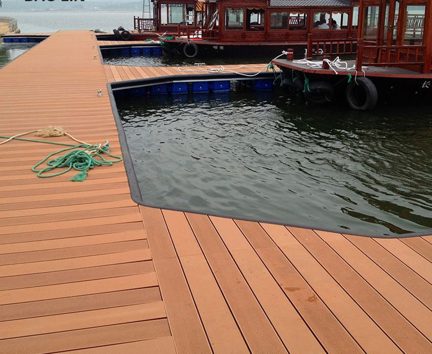 Thumbnail: HOUSES & DOCK DECKING