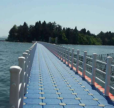 Thumbnail: BRIDGES & DOUBLE STACKED DOCKS