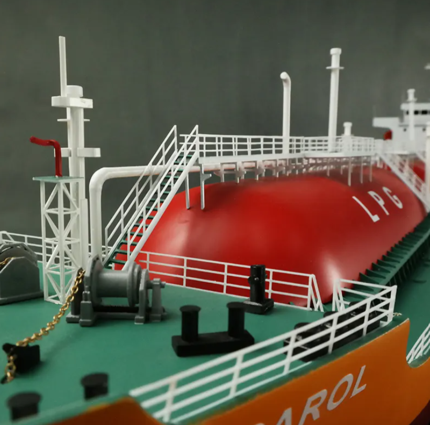 Thumbnail: Large 100cm Natural Gas Tanker Models