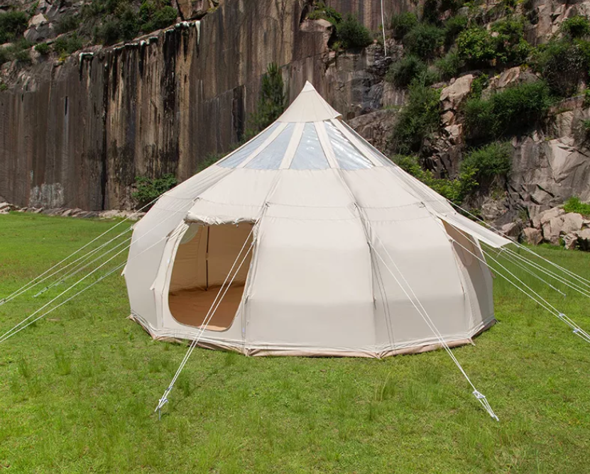 Thumbnail: Luxury All Weather Glamping Star Tent