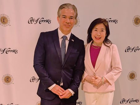 赵宏博士出席喜瑞都市议会换届就职典礼