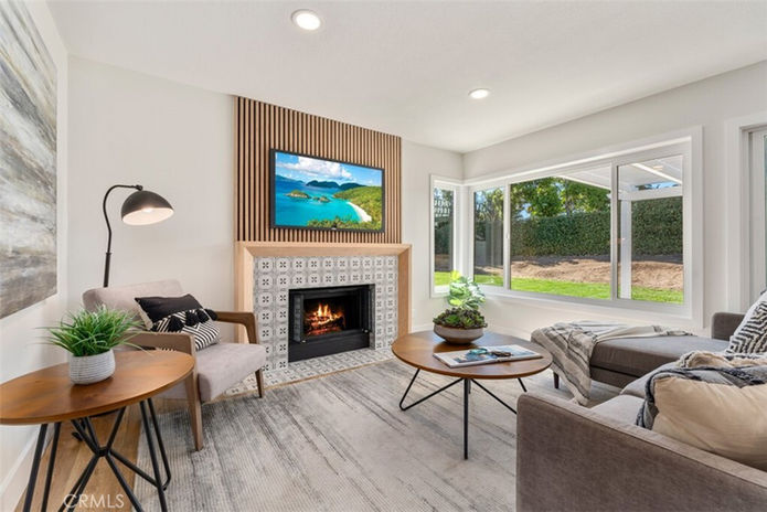 Finnell Way, Placentia Family Room