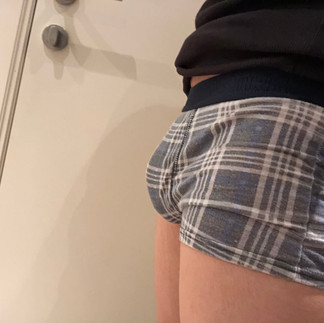 Packing with PG packer in boxers using MyPack pouch, side view