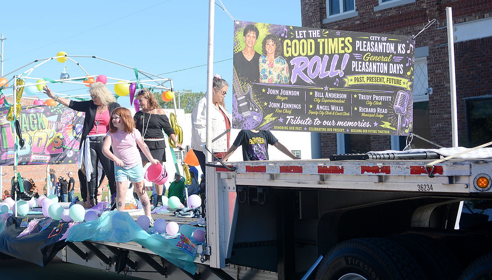 This nod to Pleasanton history by Kansas City, Kan.-based Henry Truck Line was mounted on a trailer pulled by semi-tractor and won first place in the tractor division.