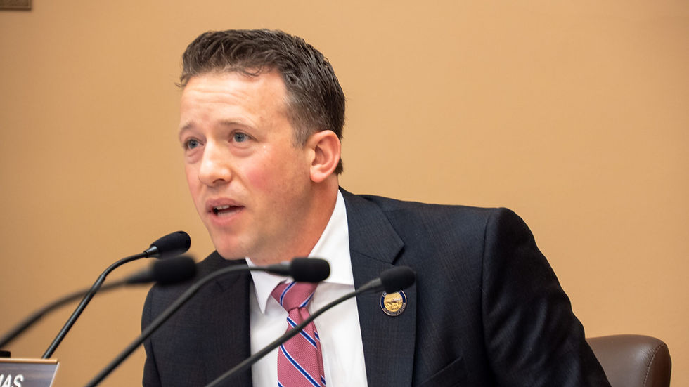 Kansas schools could be required to verify family income for every student receiving free lunch