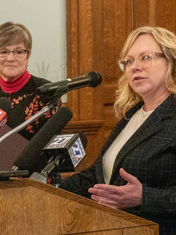 Kansas sends letters telling people to repay $67.4M in unemployment benefits dating to the pandemic