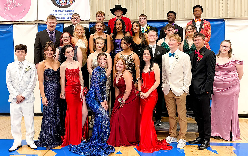 PHS seniors gathered for a group photo following the grand march.