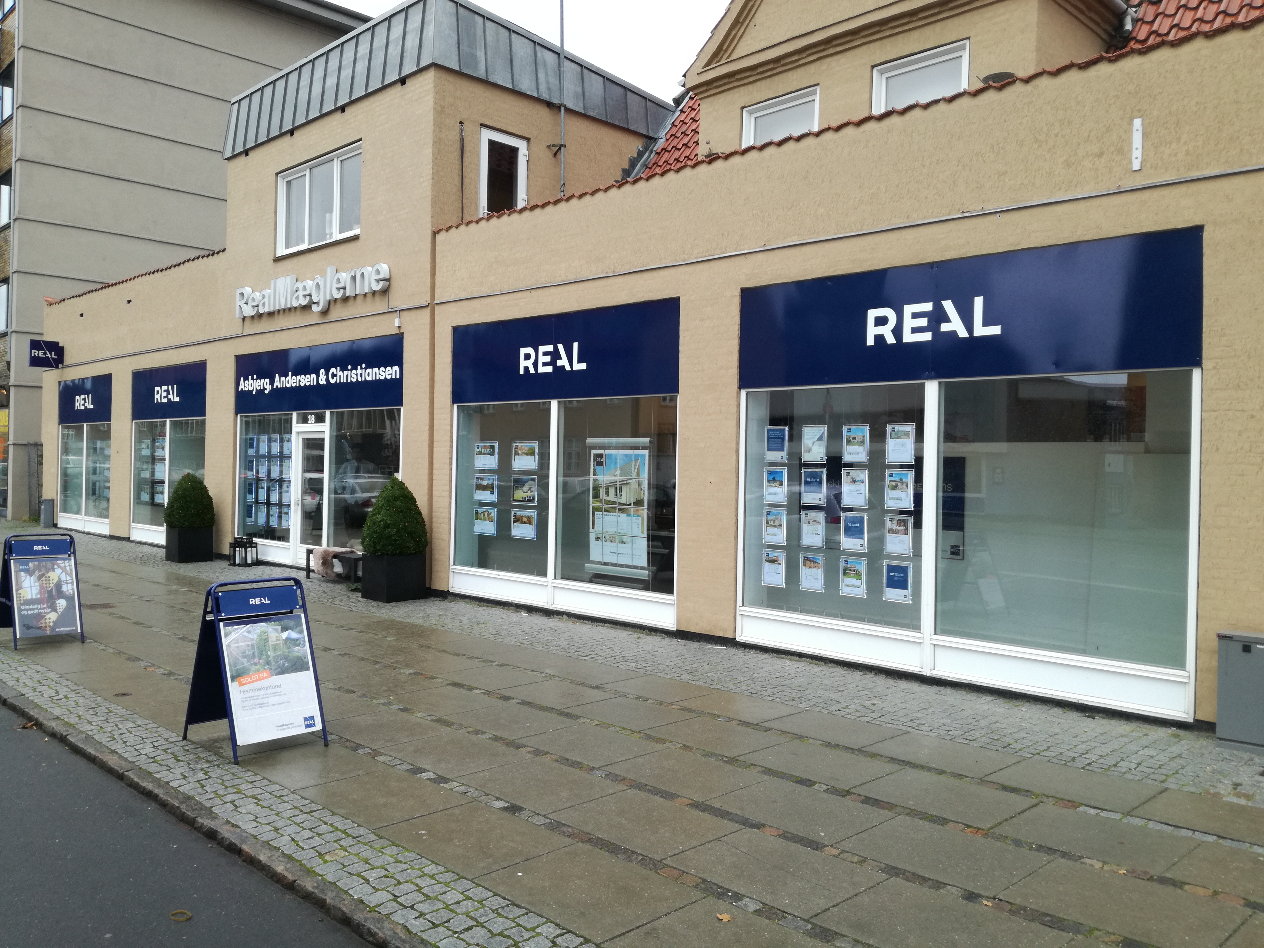 RealMæglerne Søborg Hovedgade