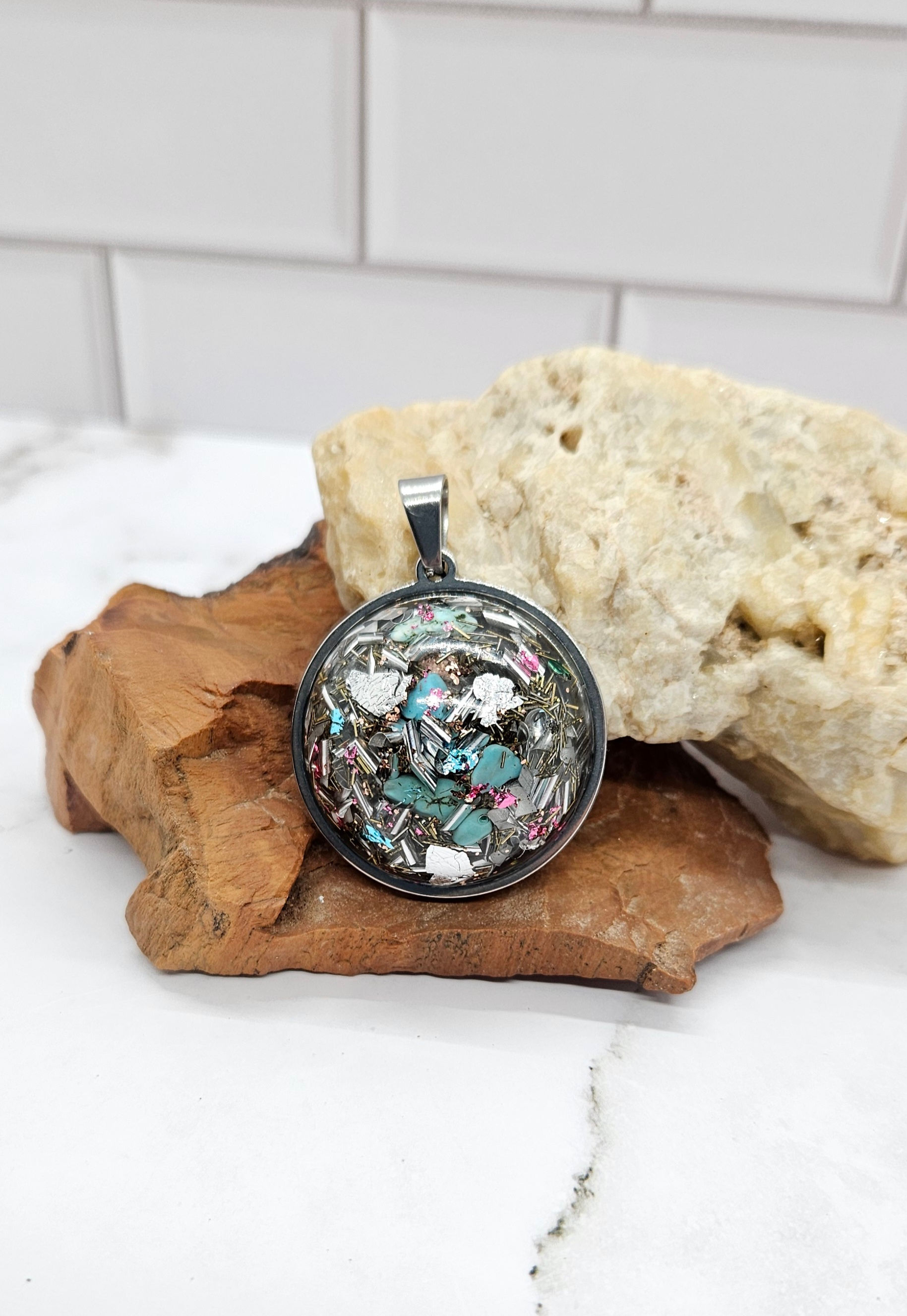 Round Pendant