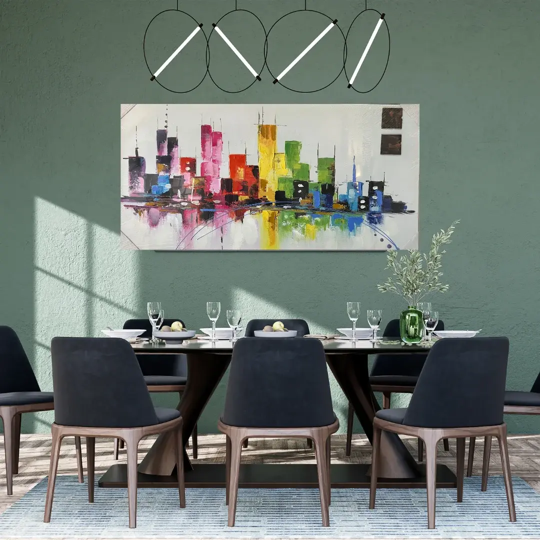 Cuadro abstracto de skyline urbano con colores vibrantes sobre fondo blanco, estilo moderno y textura en relieve