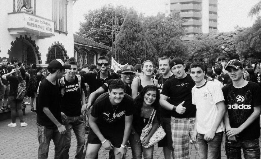 Cópia de 398932_208945145873921_10000275