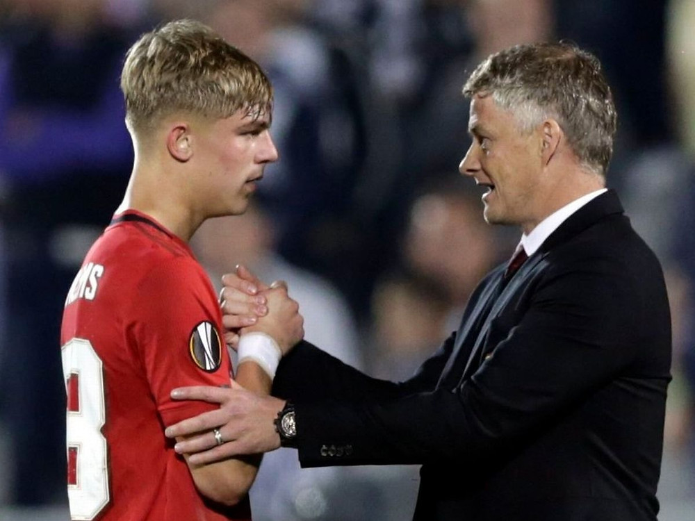 Solskjaer to field youthful side against Chelsea
