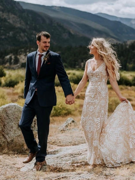 Megan's wedding in W-too Gown