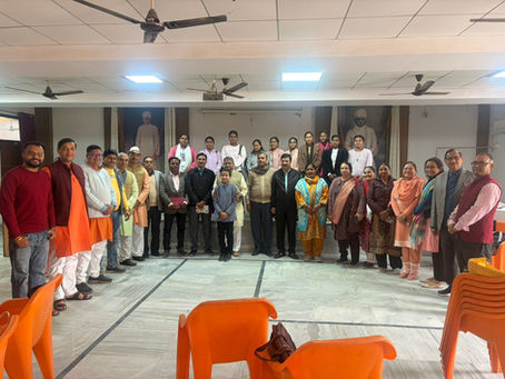 प्रवास पर आए राष्ट्रीय सेवा भारती के संयुक्त महामंत्री श्री विजय पुराणिक जी द्वारा अवध प्रांत के सेवा कार्यों की व्यापक समीक्षा