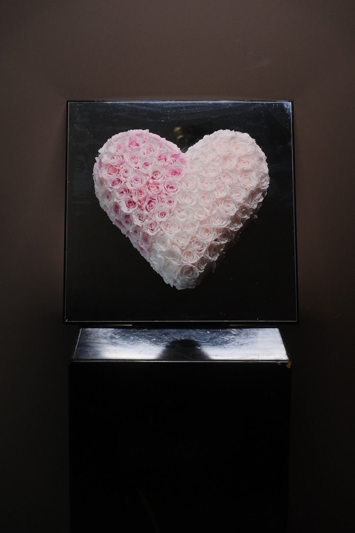 Thumbnail: Eternity Rose - Silver Screen