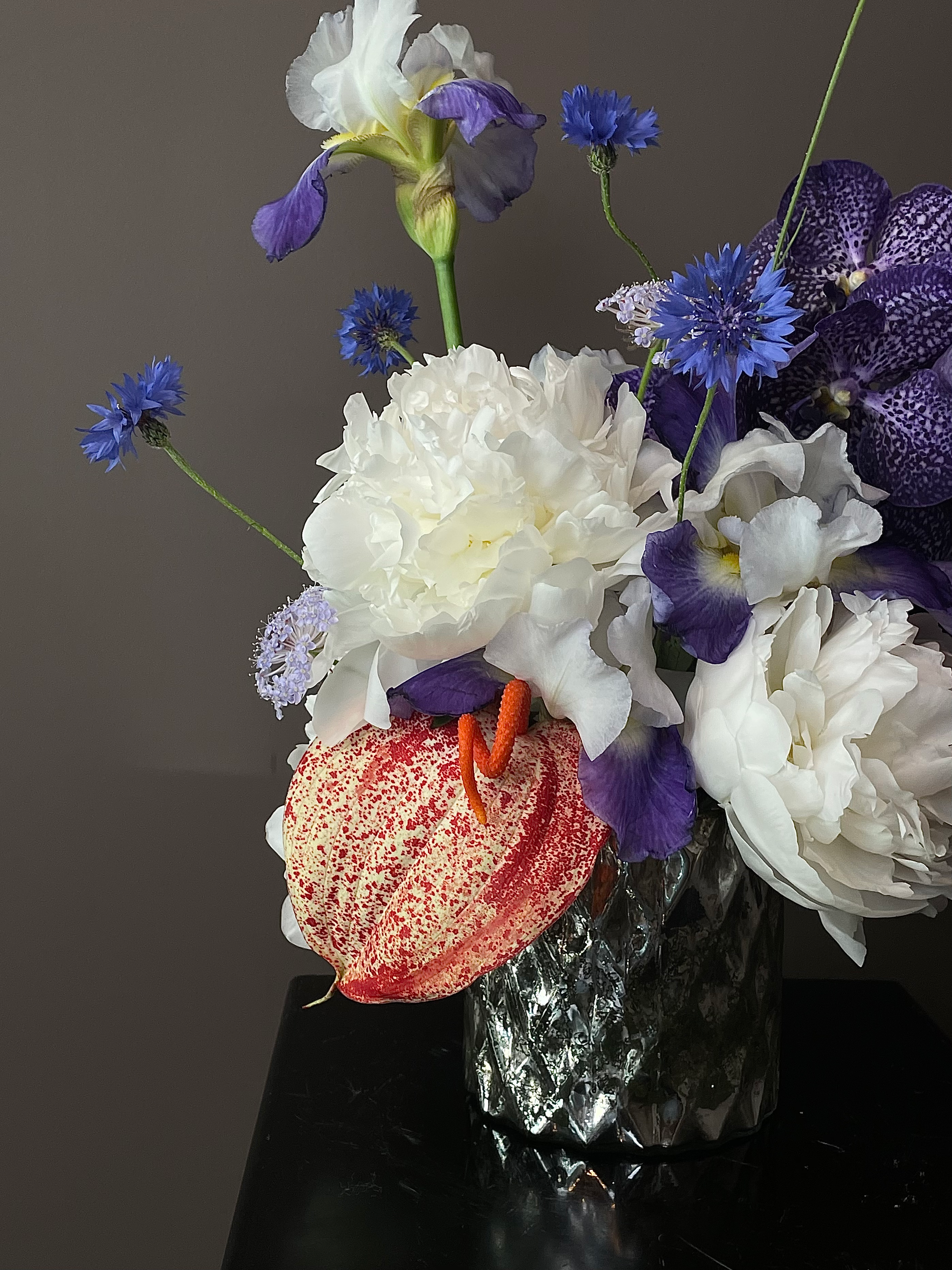 Avant Garde - Centerpiece