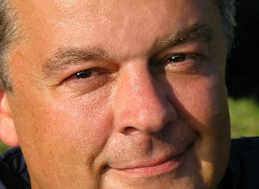 Interview with Alex Storozynski