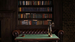 Expense Structuring & Financial Strategy: How Leasing Helps Law Firms Optimize Budgeting