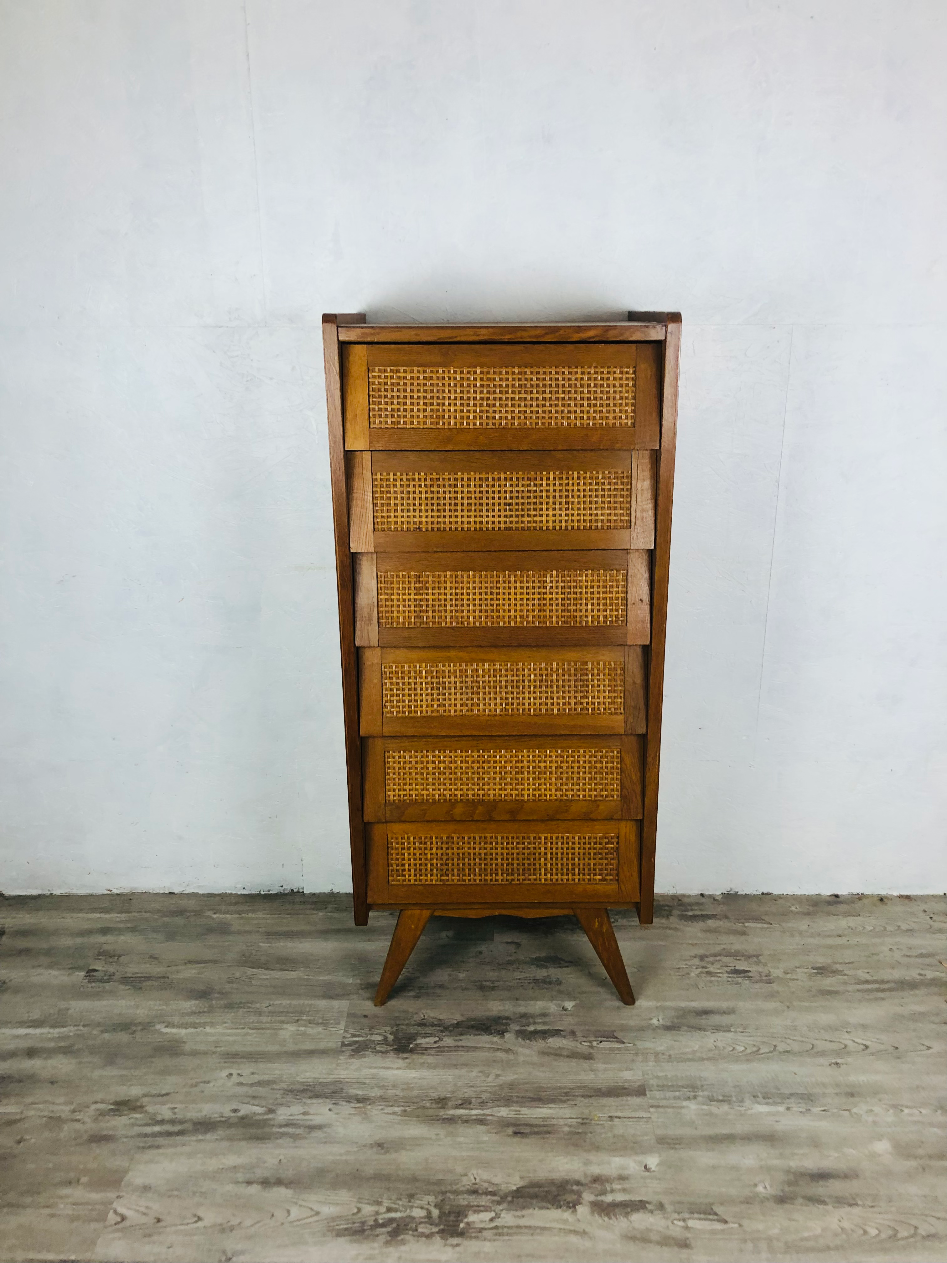Chiffonnier vintage