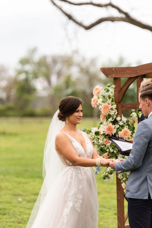 Cold Spring wedding in Earleton, Florida by Gainesville Wedding Photographer CWP Photography