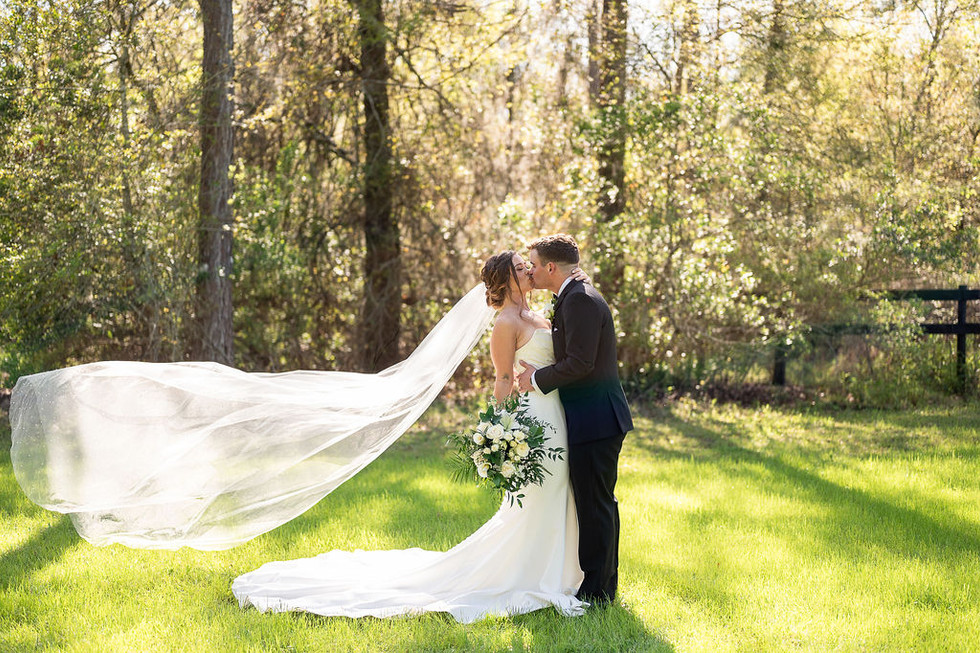 Spring wedding at Black Prong in Bronson, Florida by Gainesville Wedding Photographer CWP Photography