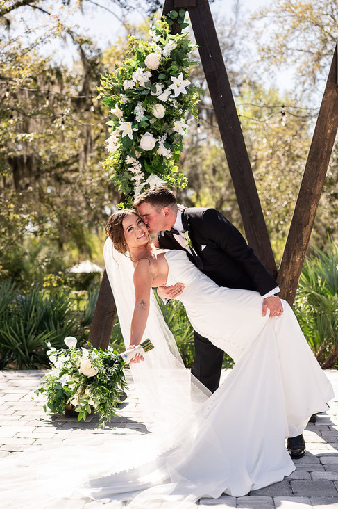 Spring wedding at Black Prong in Bronson, Florida by Gainesville Wedding Photographer CWP Photography