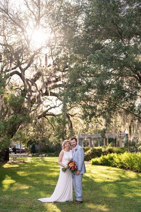 Joyful spring wedding at Thomas Center in Gainesville, Florida by Gainesville Wedding Photographer CWP Photography