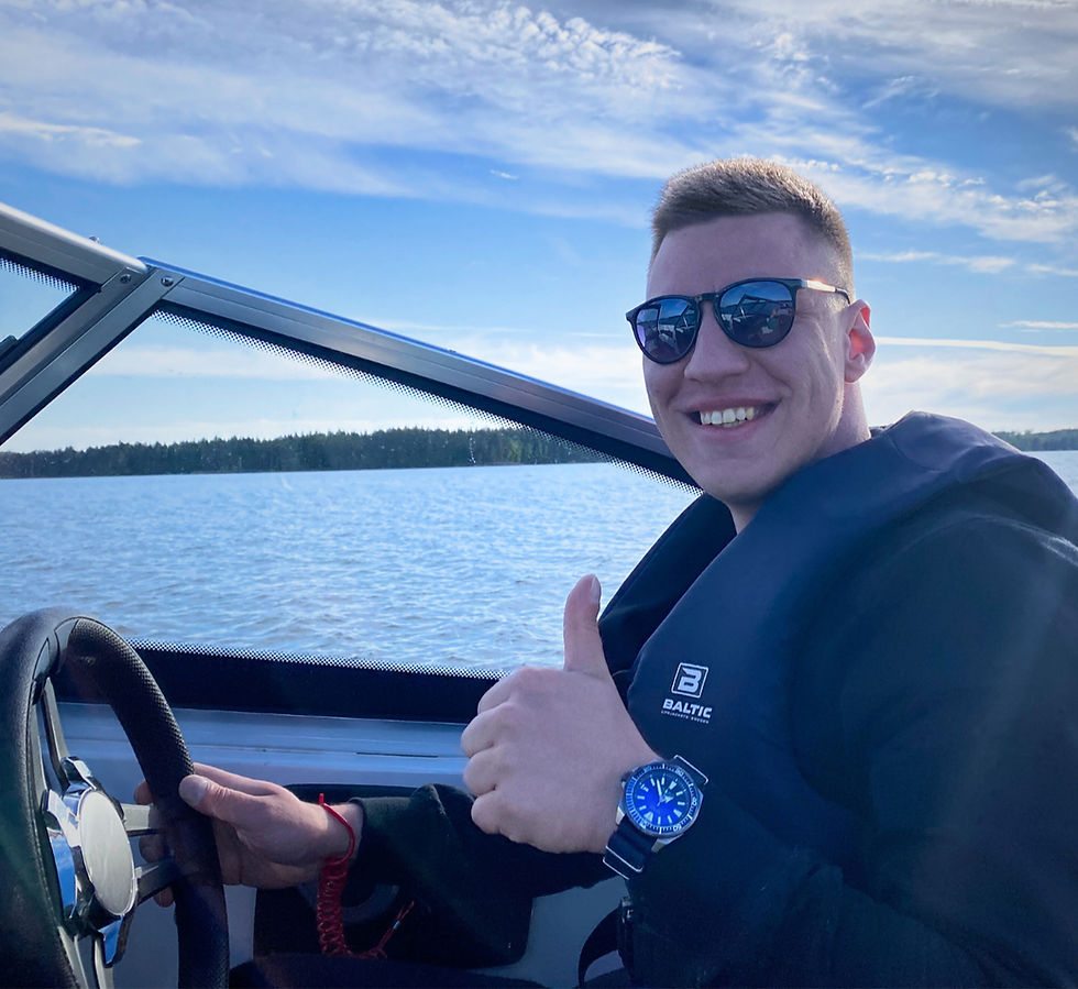 Team (53)_edited.jpg