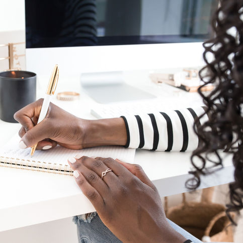 How To Write A Bio on Social Media 